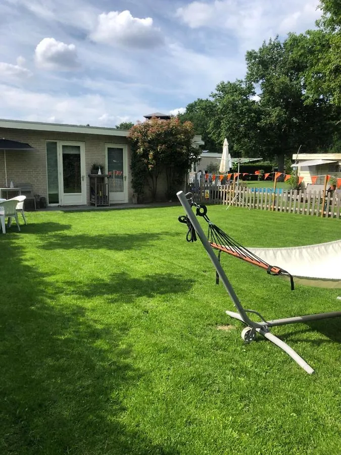 B&B Maison Saint Tropez Eindhoven 2*,  Nederland